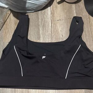 Fabletics black sports bra